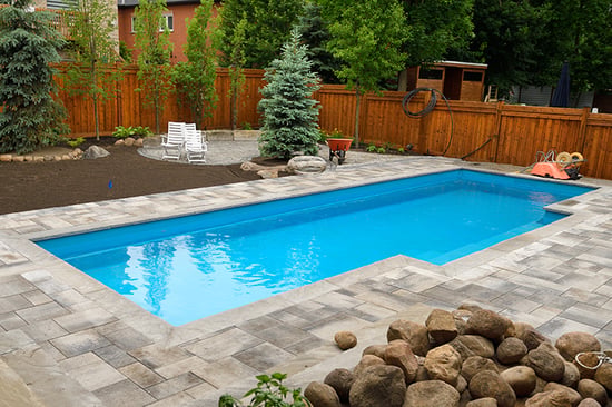 Safe-Stylish_Cedar Fence-for-Pool