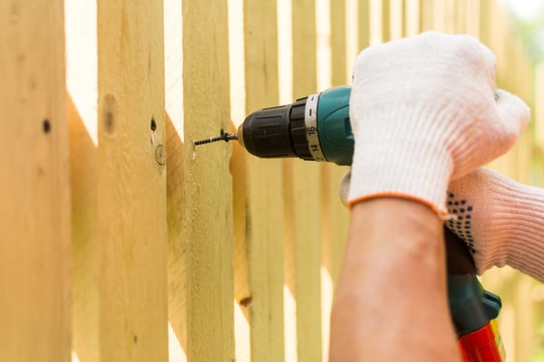 Fence contractor