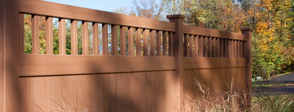 Bufftech Certagrain Chesterfield Vinyl Fence with Victorian Accent